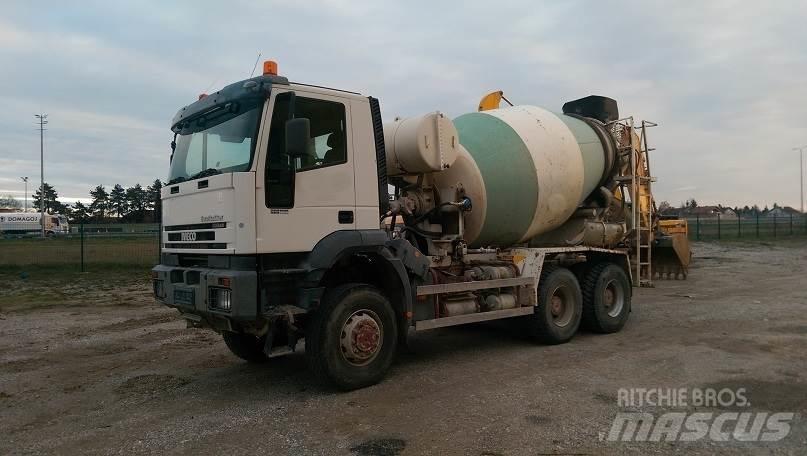 Iveco EUROTRAKKER MP380 Cementbil