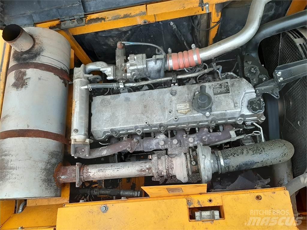 JCB JS330NL Bandgrävare