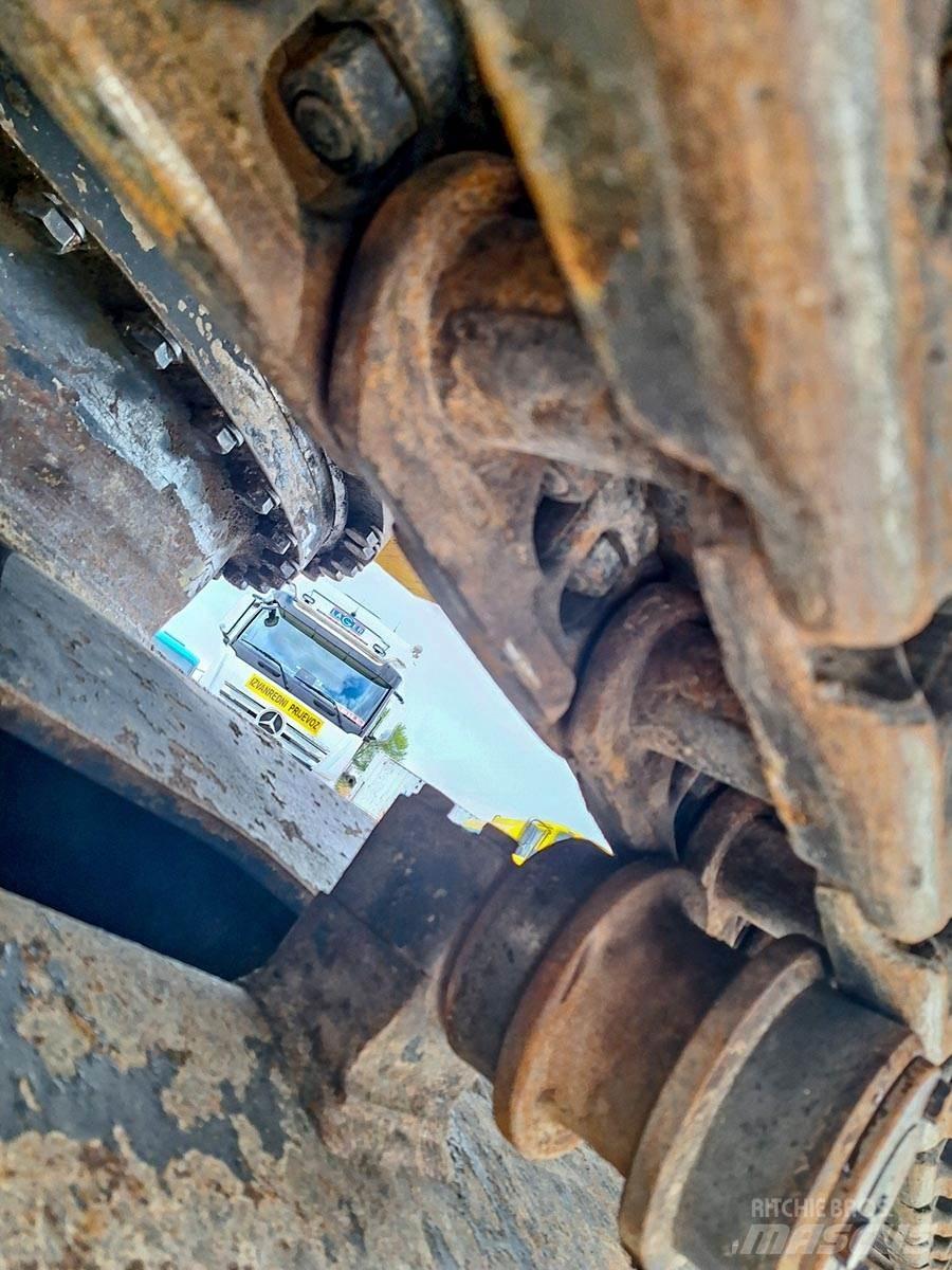 Komatsu PC340NLC-7K Bandgrävare
