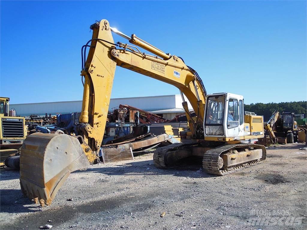 Liebherr R932HDSL Bandgrävare