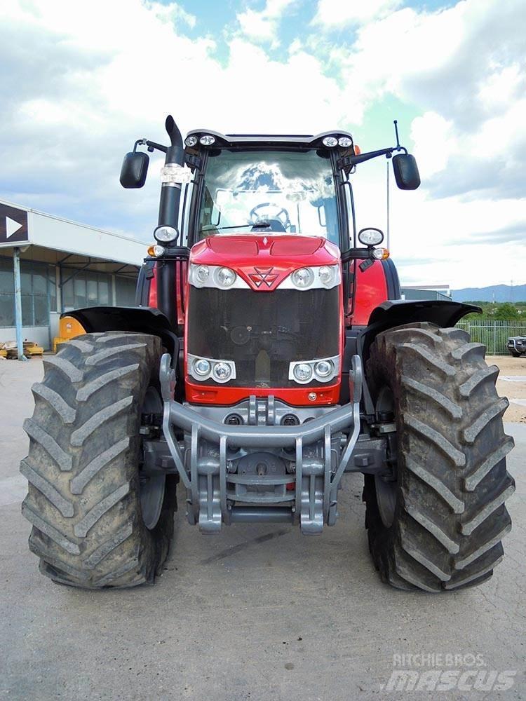 Massey Ferguson 8690 Traktorer