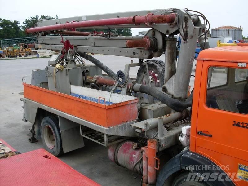 Mercedes-Benz 1113 Lastbilar med betongpump