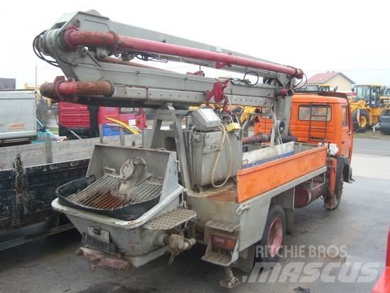 Mercedes-Benz 1113 Lastbilar med betongpump