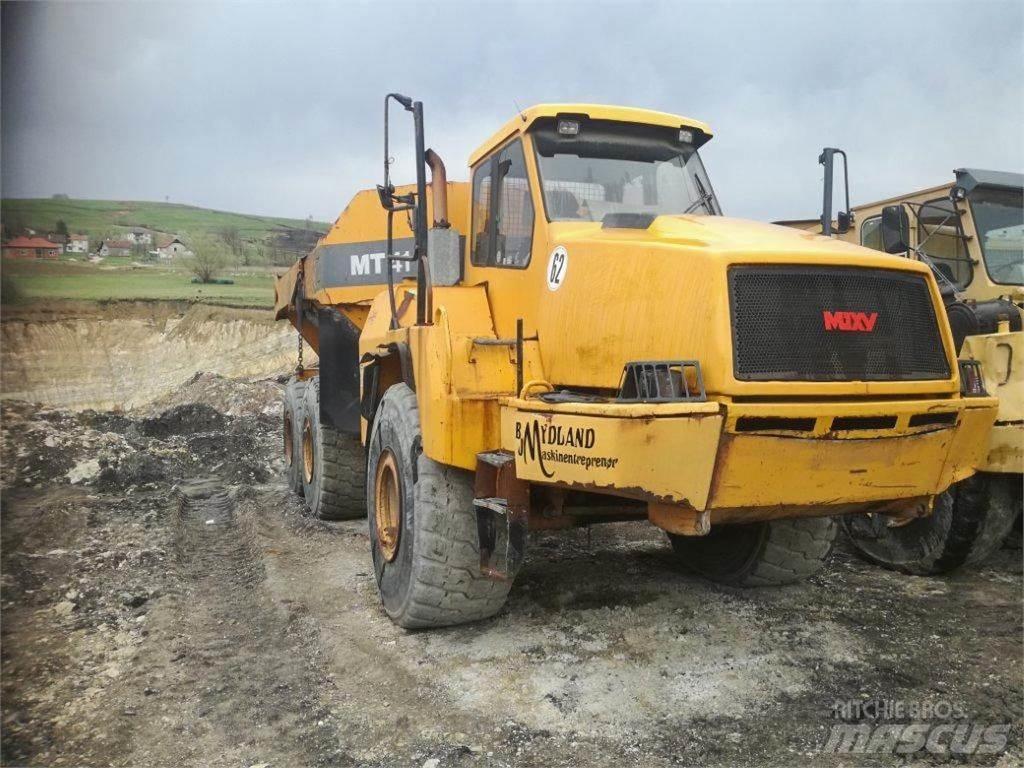 Moxy MT 41 Midjestyrd dumper