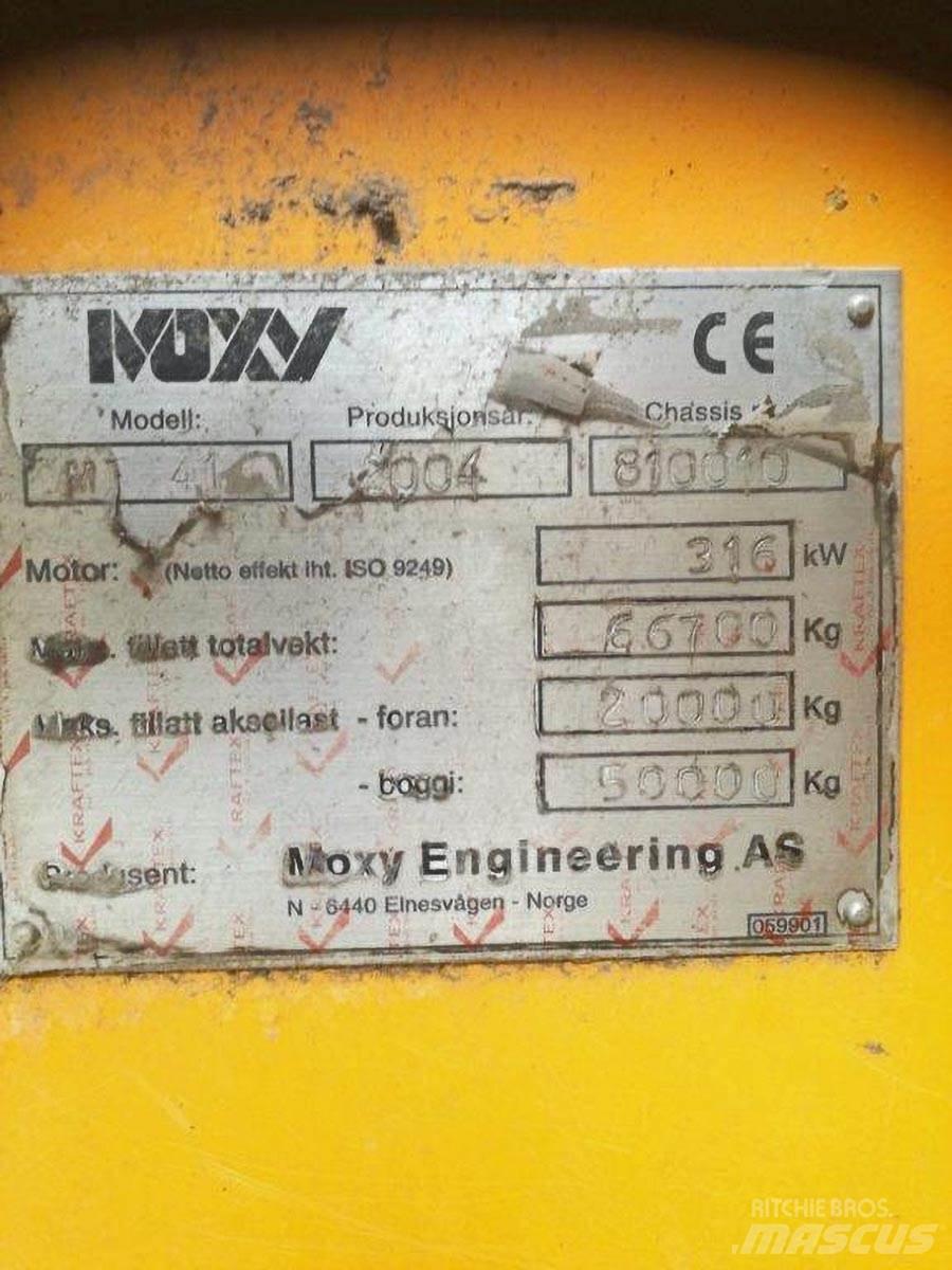 Moxy MT 41 Midjestyrd dumper