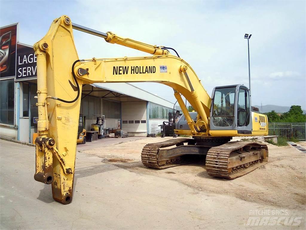 New Holland E 385 Bandgrävare
