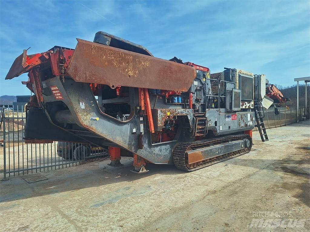 Sandvik QI 240 Mobila krossar