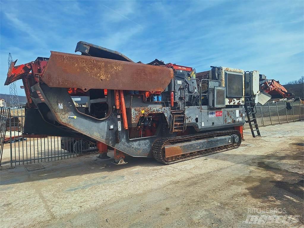 Sandvik QI 240 Mobila krossar
