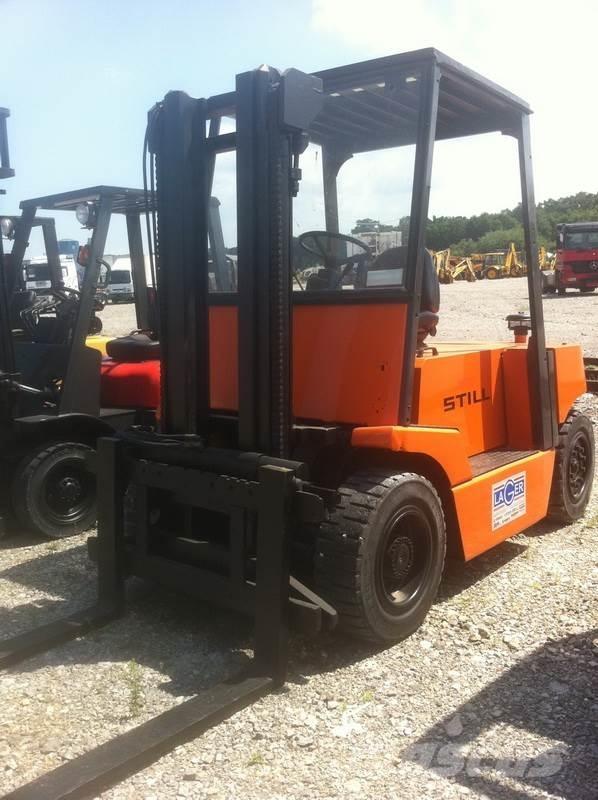 Still R70-40 Dieselmotviktstruckar