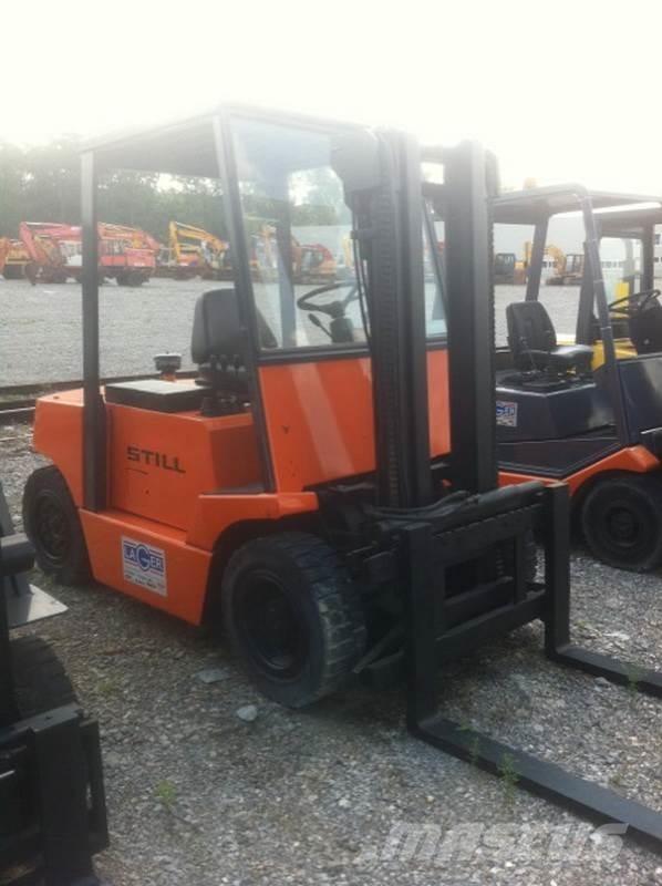 Still R70-40 Dieselmotviktstruckar