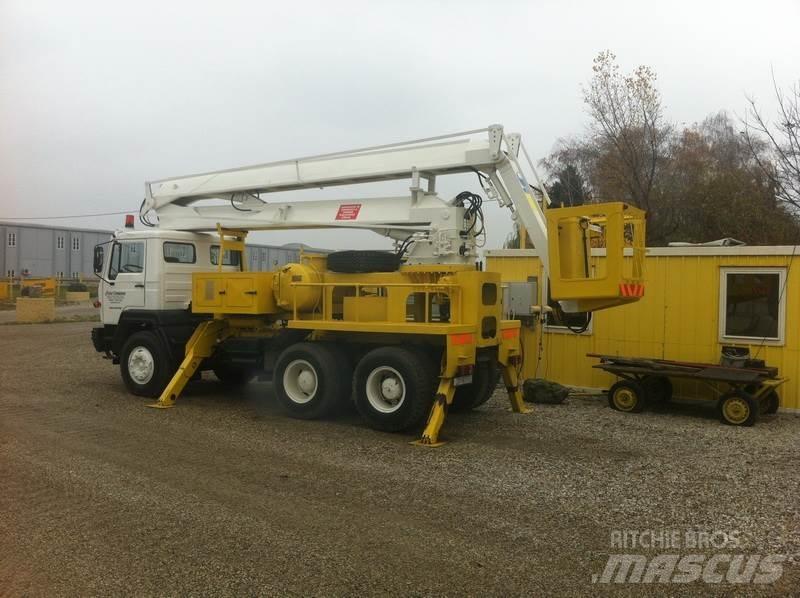 TAM 260T 32 Bomliftar