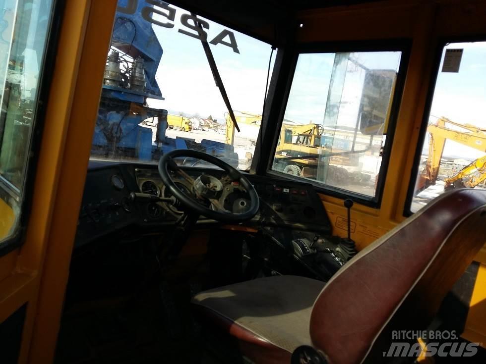 Volvo A25 Midjestyrd dumper