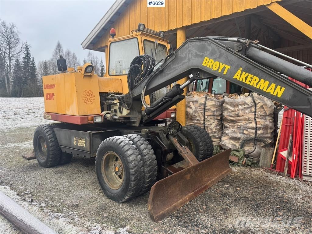 Åkerman H3M Bandgrävare