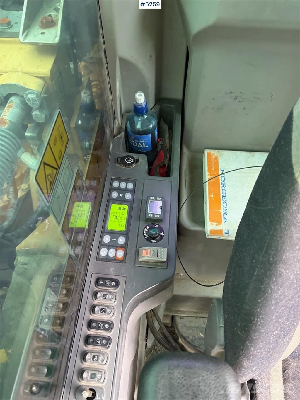 CAT 324 E Bandgrävare