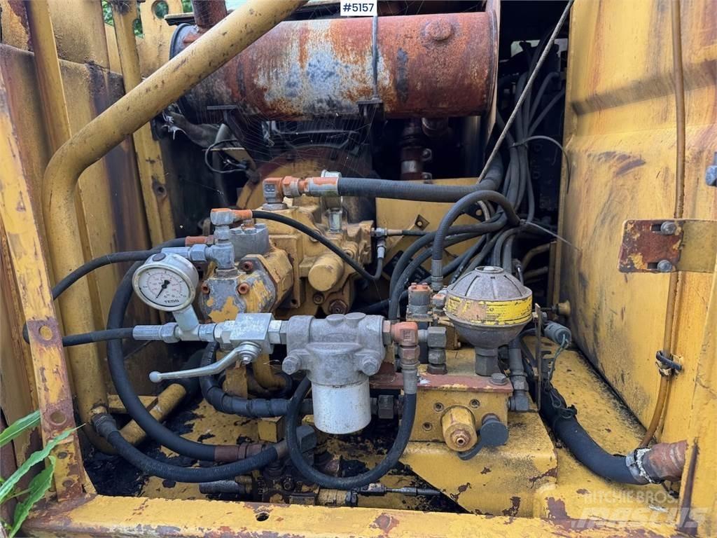 CAT E70B Bandgrävare