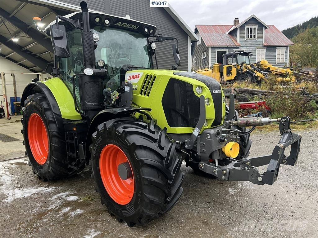 CLAAS 550 Traktorer