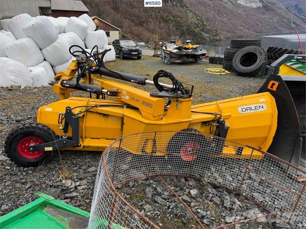 Dalen 2022 Snöblad och plogar
