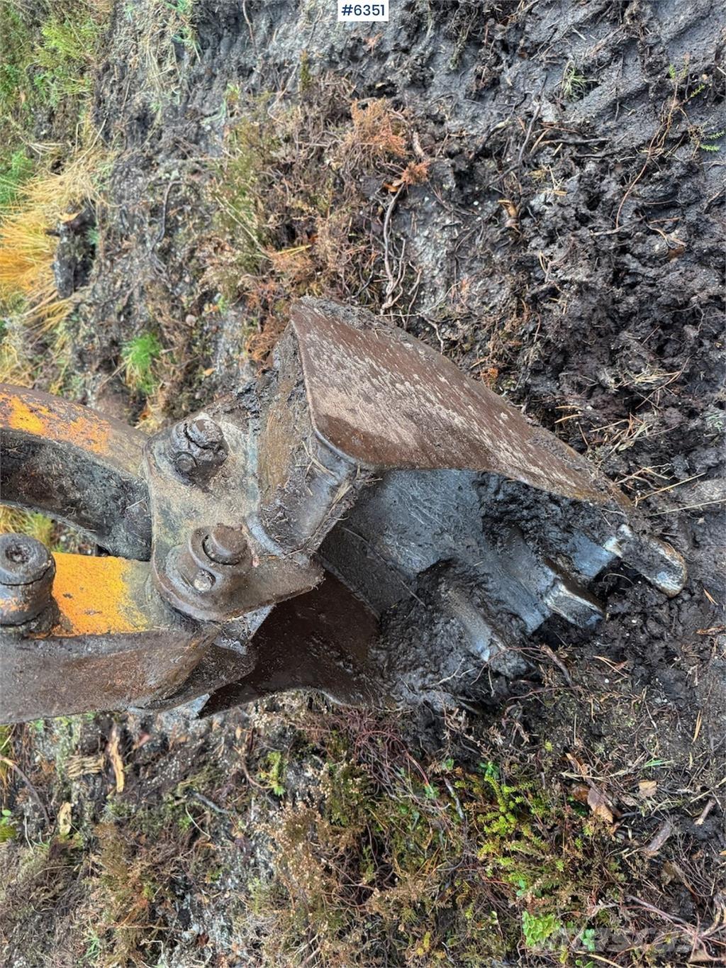 Hanix N 260-2 Bandgrävare