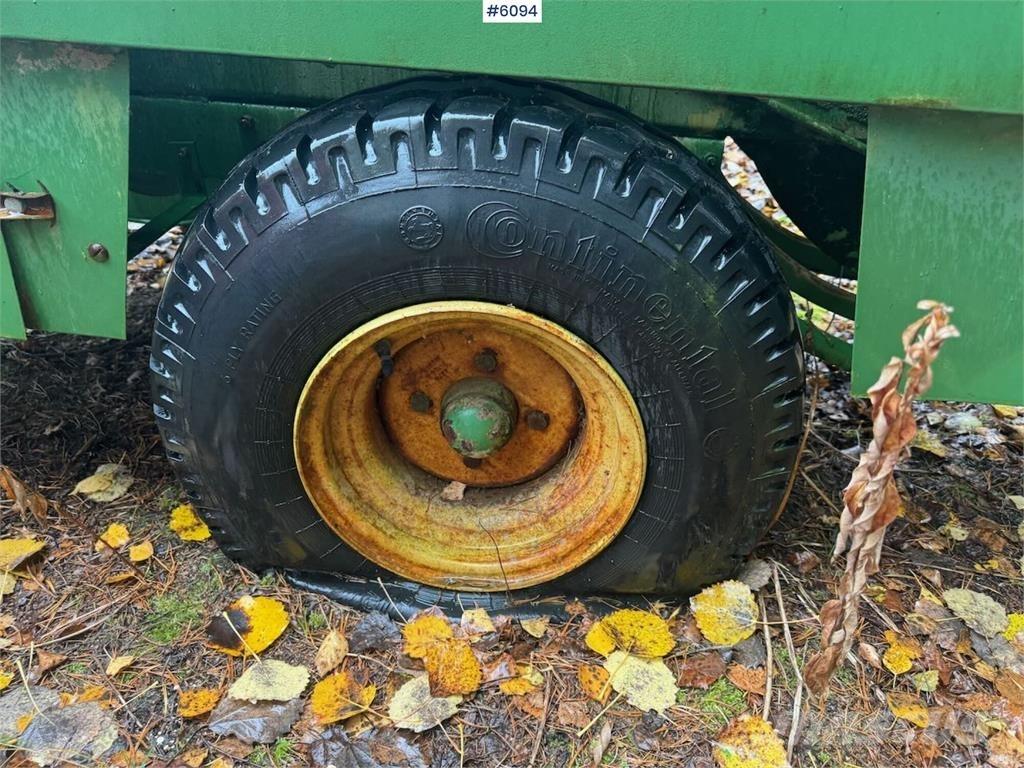 John Deere 332 Andra skördemaskiner