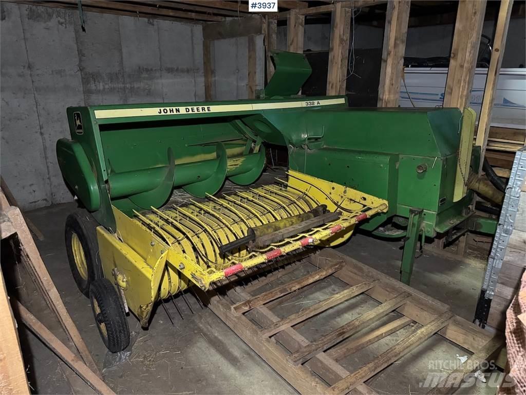 John Deere 332 A Andra skördemaskiner