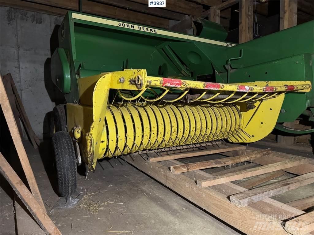 John Deere 332 A Andra skördemaskiner