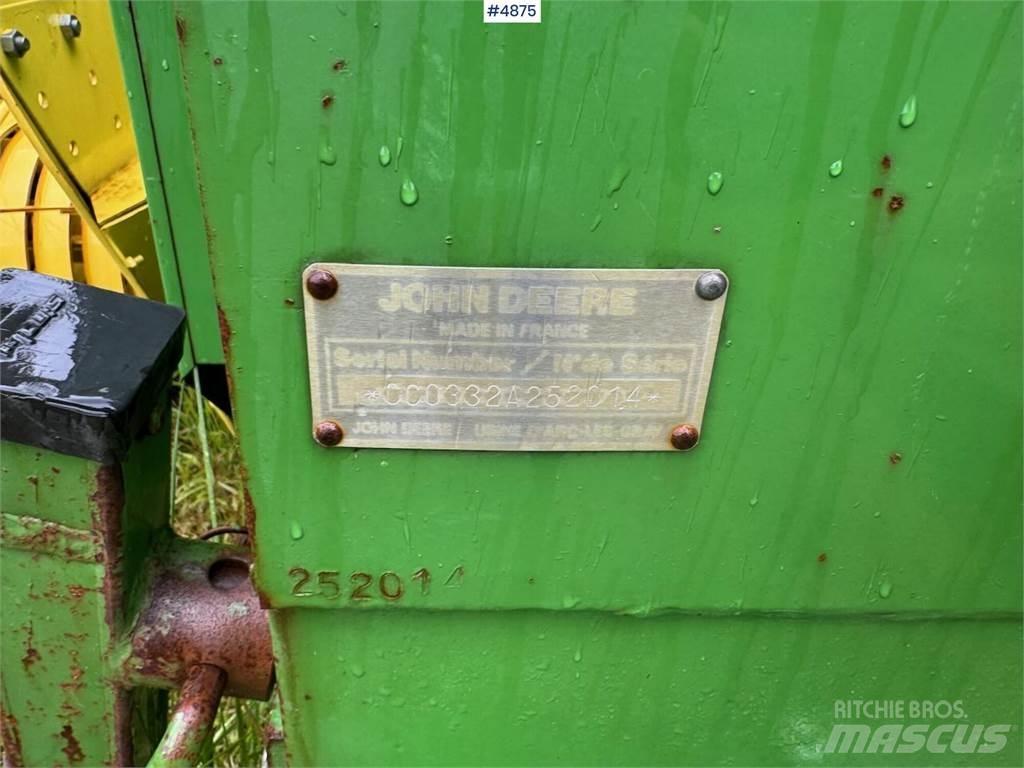 John Deere 332 A Andra skördemaskiner