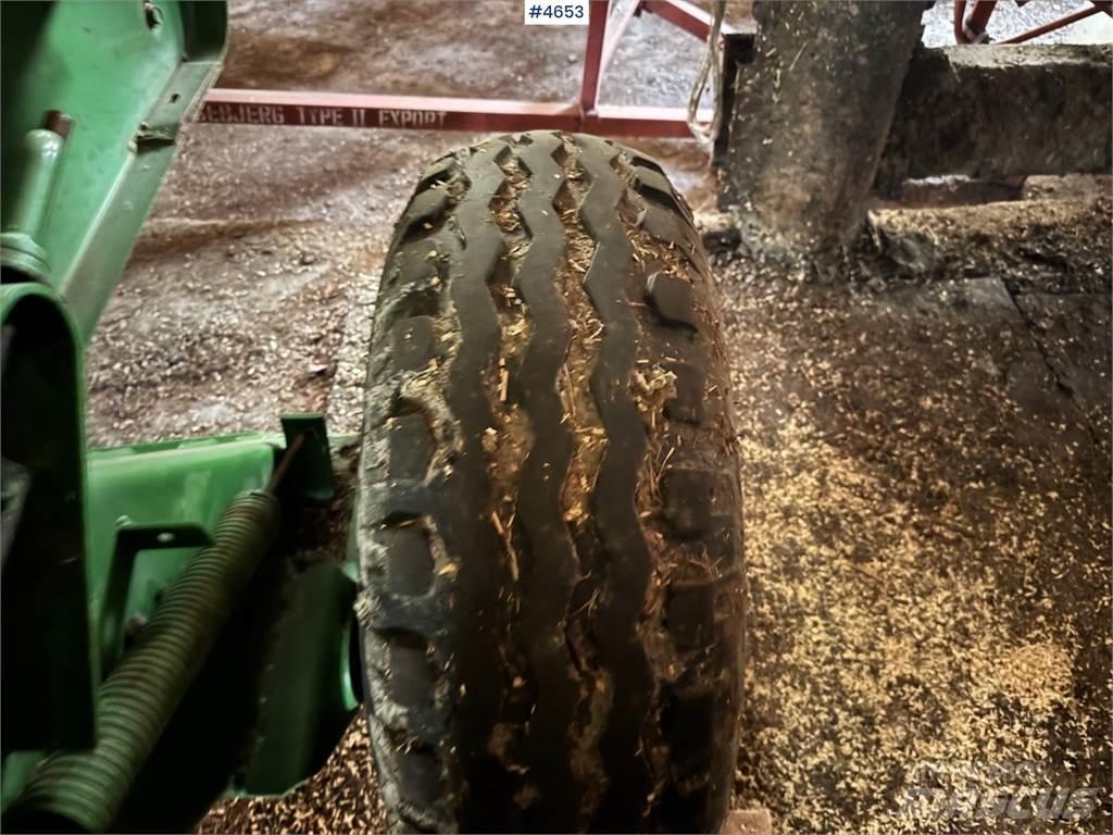 John Deere 545 Andra skördemaskiner