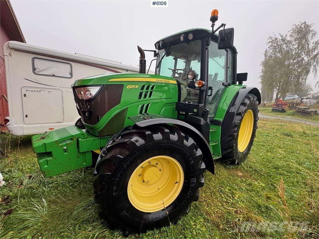 John Deere 6125M Traktorer