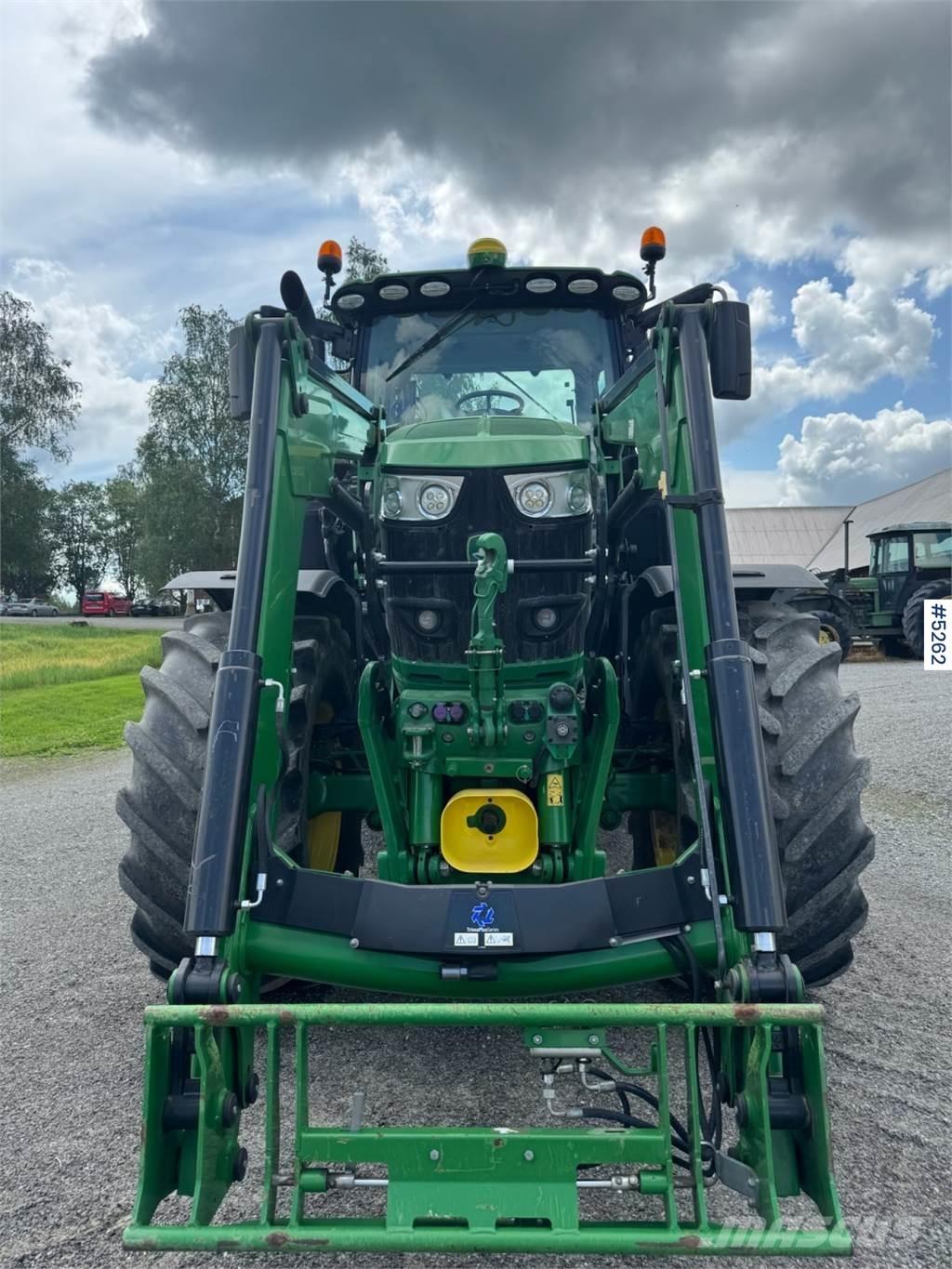 John Deere 6250R Traktorer