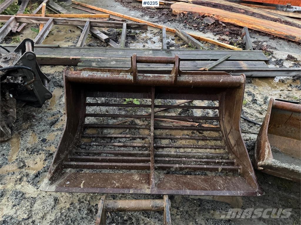 Kato HD 308 US Bandgrävare