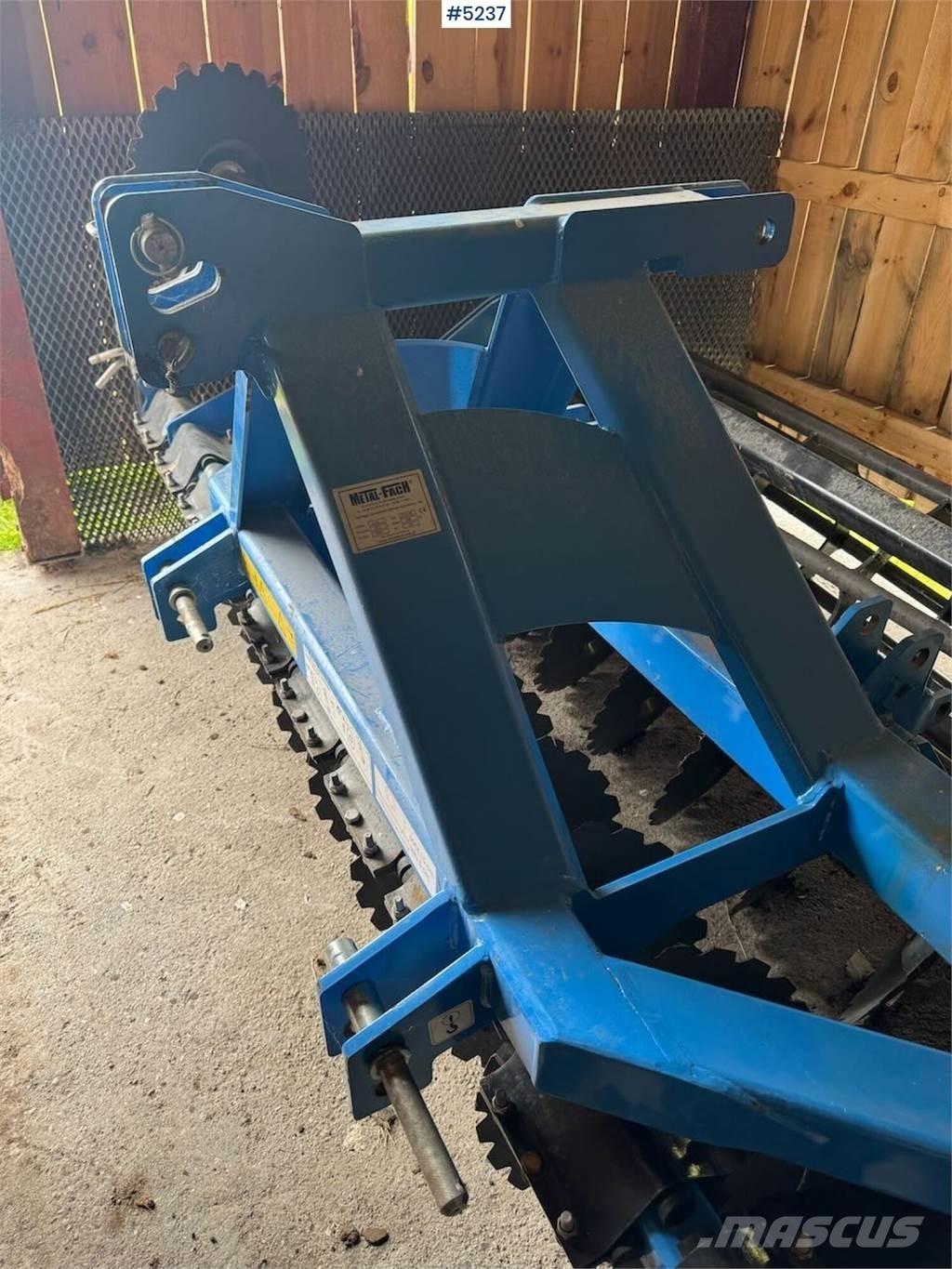  Metal Falch U741 Övriga maskiner för jordbearbetning