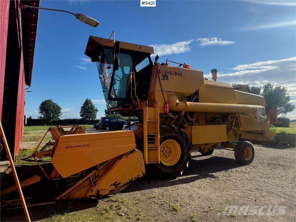 New Holland 8050 Skördetröskor