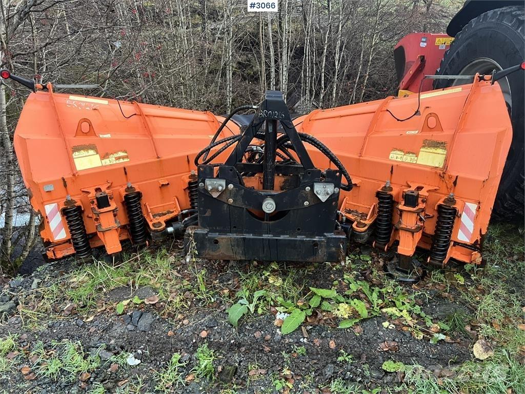 Pronar PUV-3600HD Snöblad och plogar