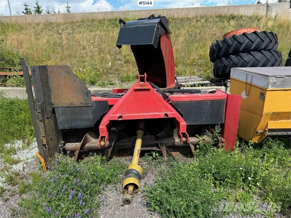 Tokvam 255 Snöblad och plogar