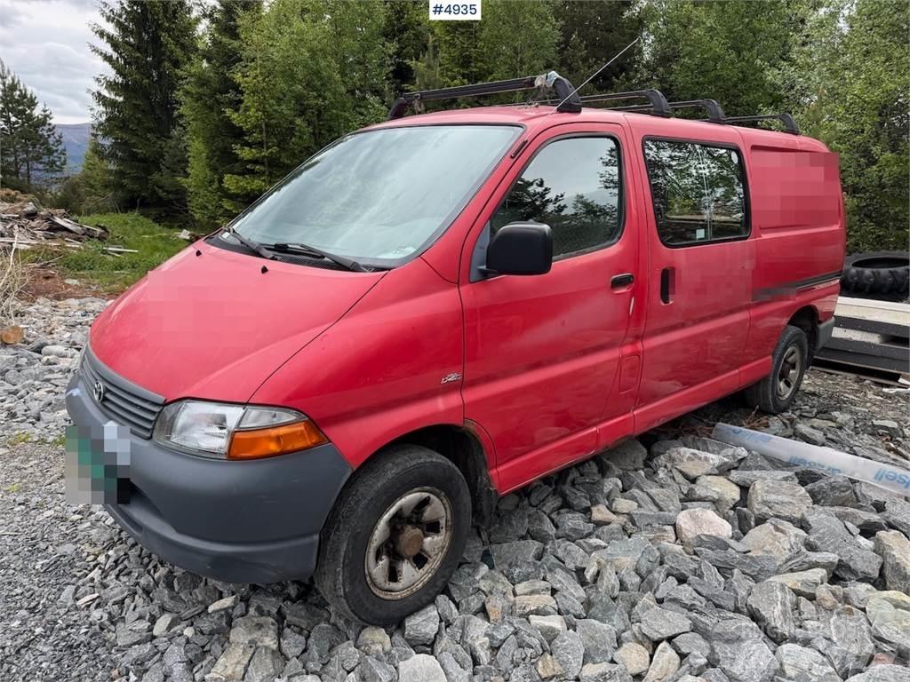 Toyota Hiace 4WD Lätta skåpbilar