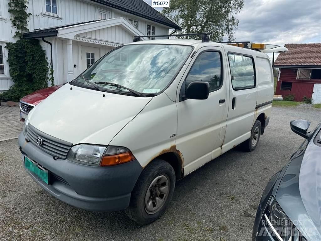 Toyota Hiace 4WD Lätta skåpbilar