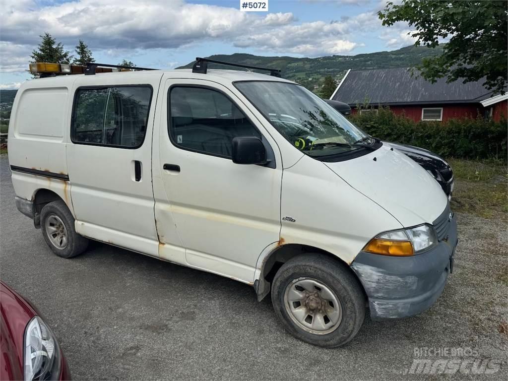 Toyota Hiace 4WD Lätta skåpbilar