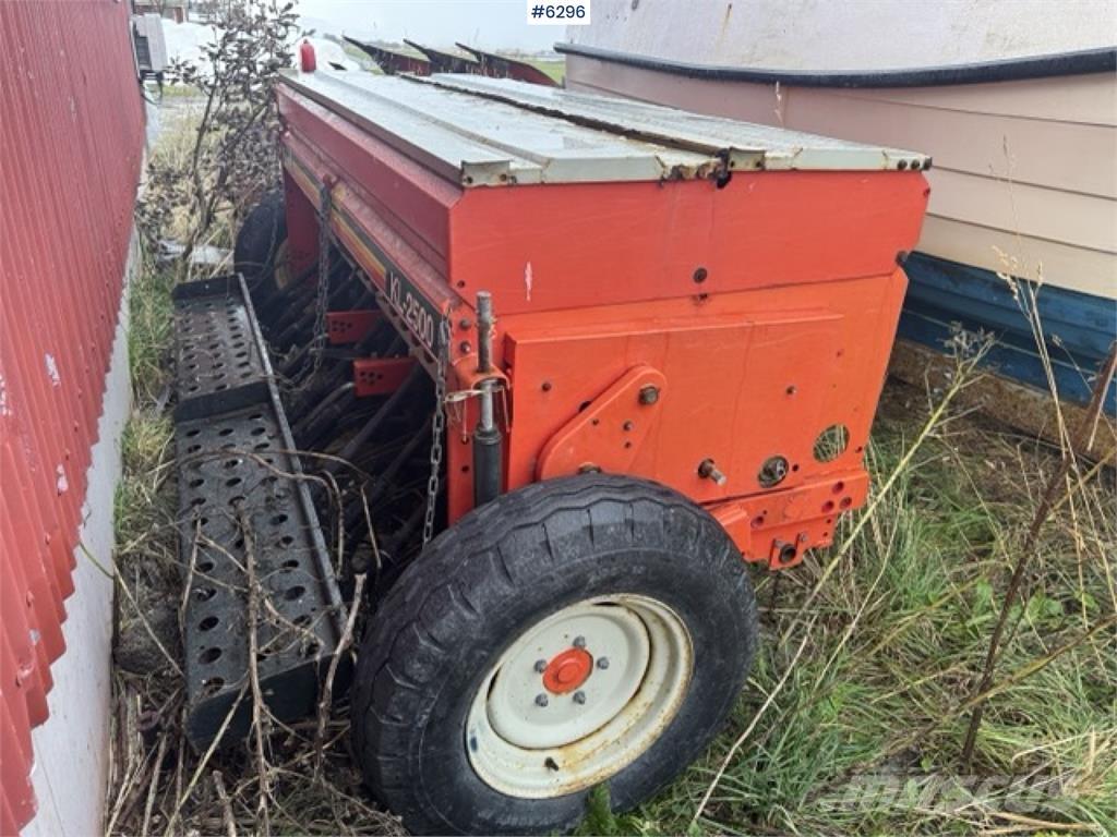 Tume KL 2500 Såmaskiner