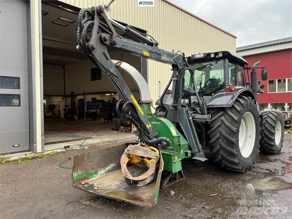 Valtra T182 Traktorer