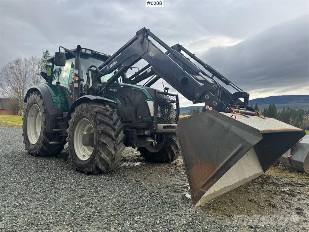 Valtra T203 Traktorer