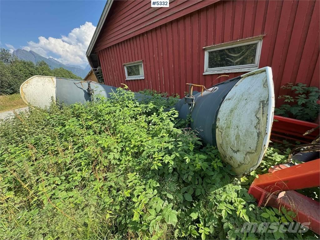 Viking L300 Snöblad och plogar
