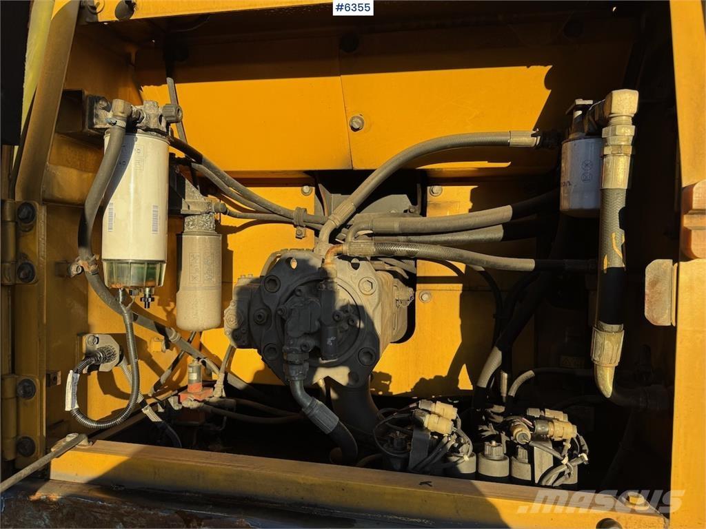 Volvo EC240BNLC Bandgrävare