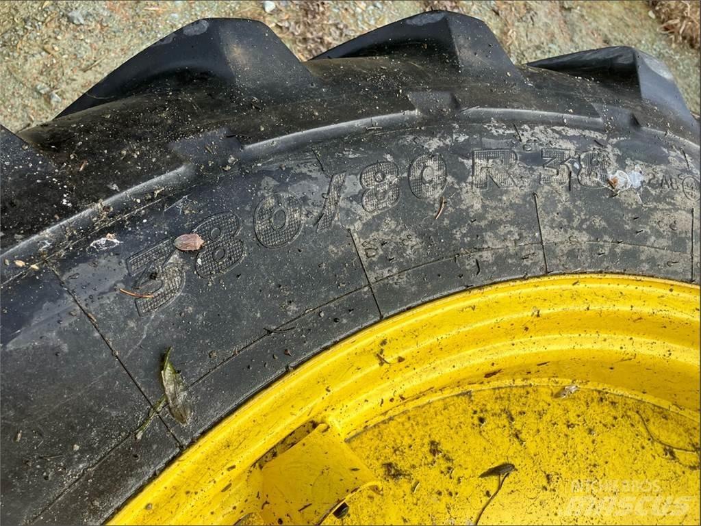  14.9 R24 - 380/80 R38 Lantbruk - Övrigt