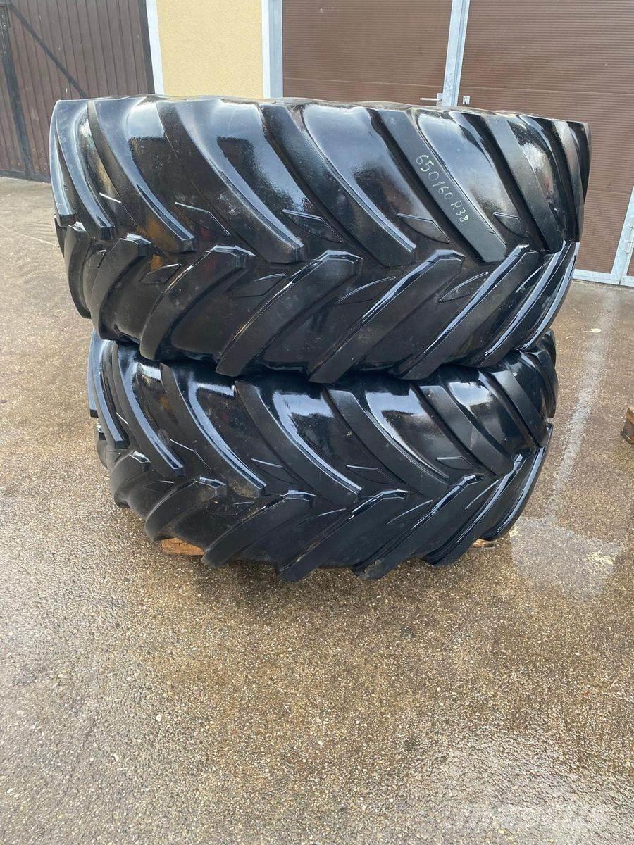 BKT 650/60R38 Däck, hjul och fälgar