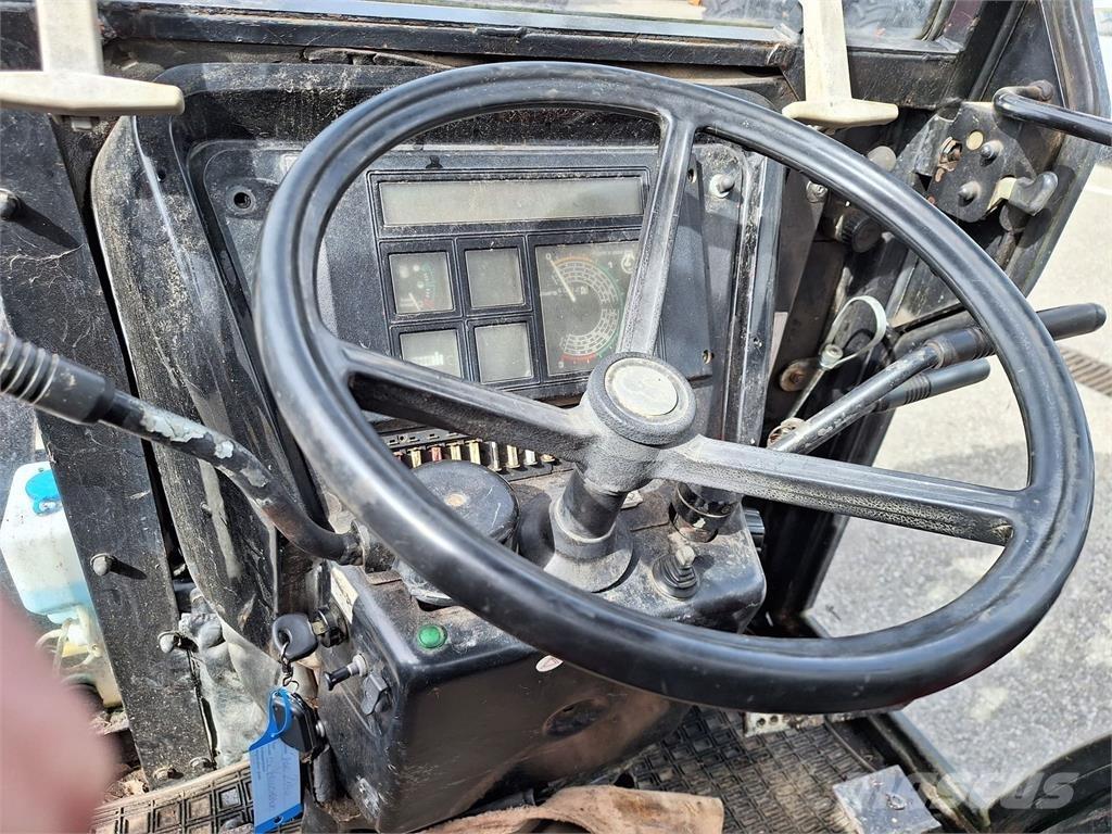 Case IH 2140 Traktorer