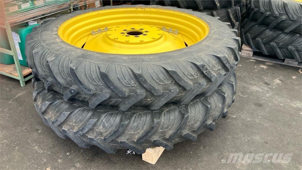 CLAAS ARION 530 Traktorer