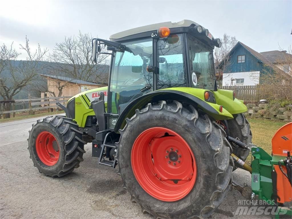 CLAAS Axos 330 CX Traktorer