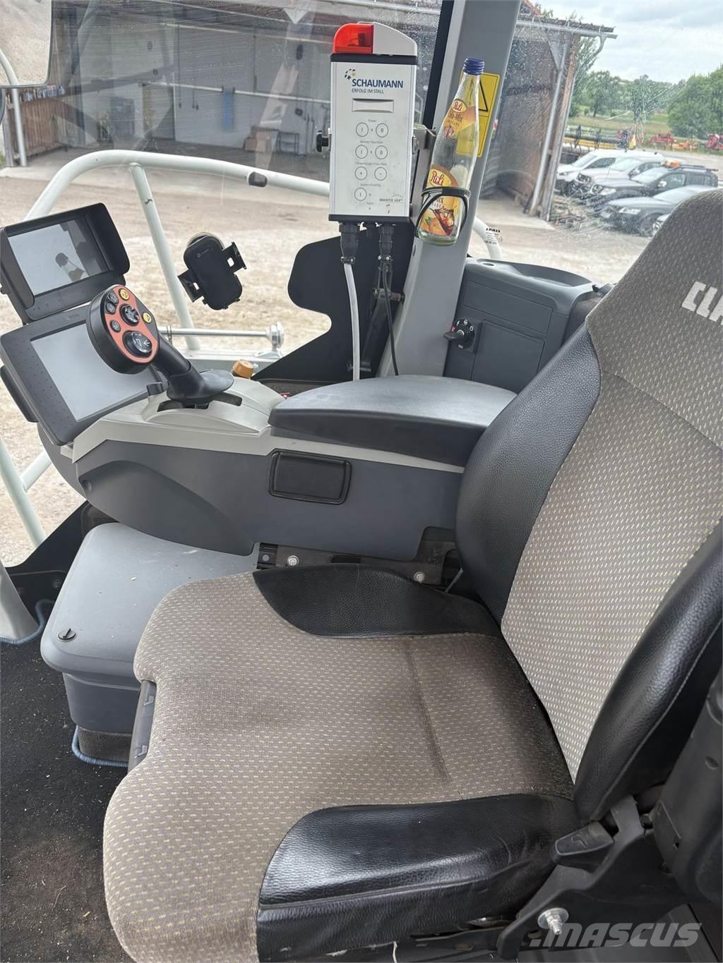 CLAAS Jaguar 960 Fälthackar