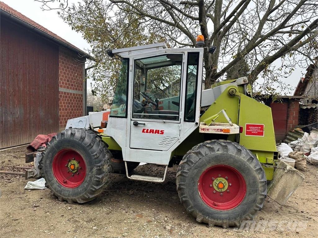CLAAS Ranger 906 Teleskoplastare