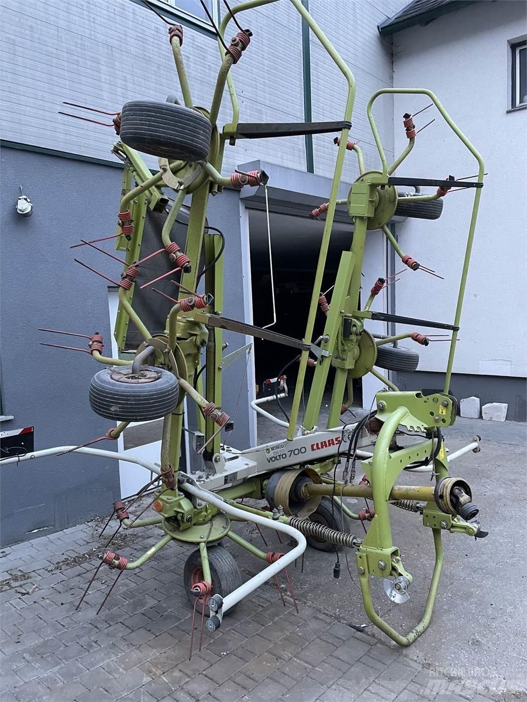 CLAAS VOLTO 700 Vändare och luftare